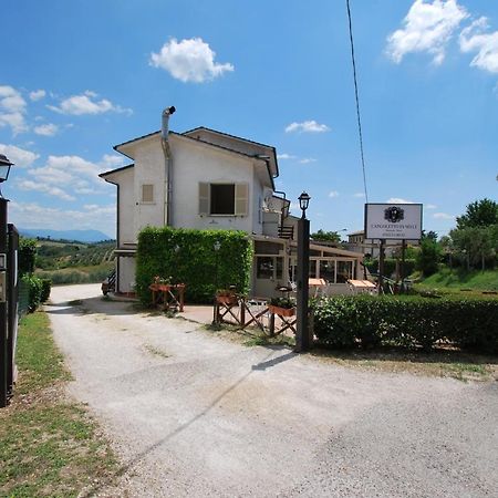 Selci  Hotel & Ristorante L'Angoletto In Selci מראה חיצוני תמונה