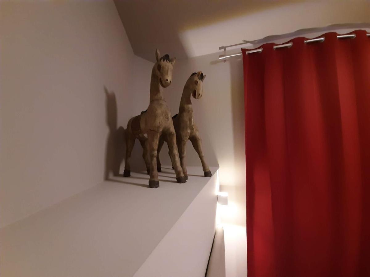 Selci  Hotel & Ristorante L'Angoletto In Selci מראה חיצוני תמונה