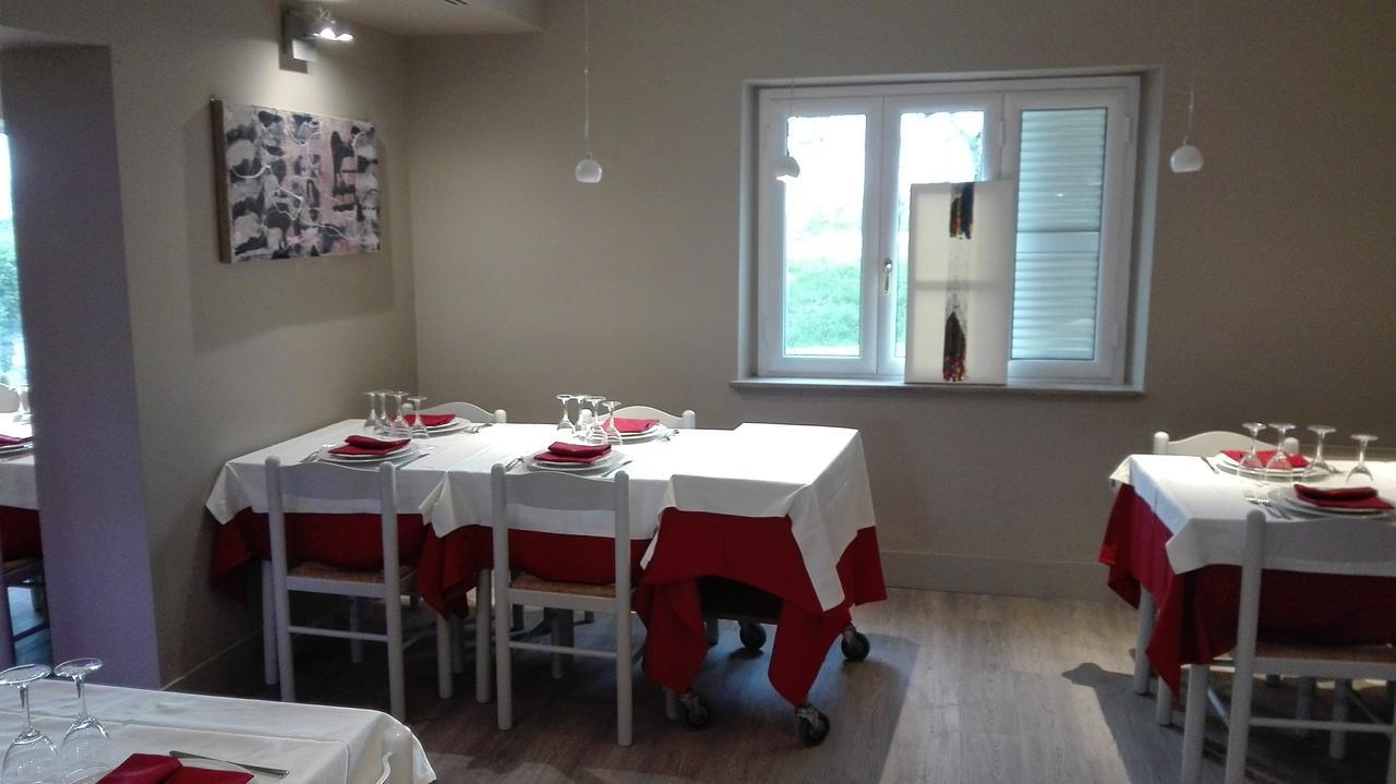 Selci  Hotel & Ristorante L'Angoletto In Selci מראה חיצוני תמונה