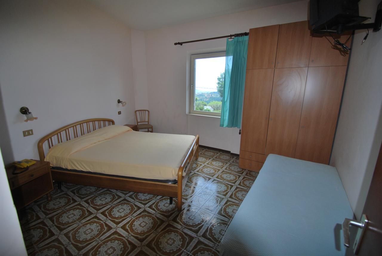 Selci  Hotel & Ristorante L'Angoletto In Selci מראה חיצוני תמונה